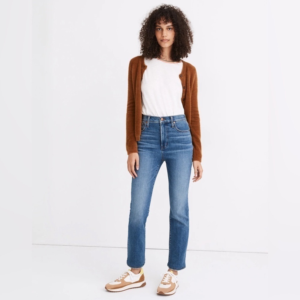 MADEWELL Jeans Flare denim Petite Slim Demi-Boot Flared Jean in Northaven Wash
